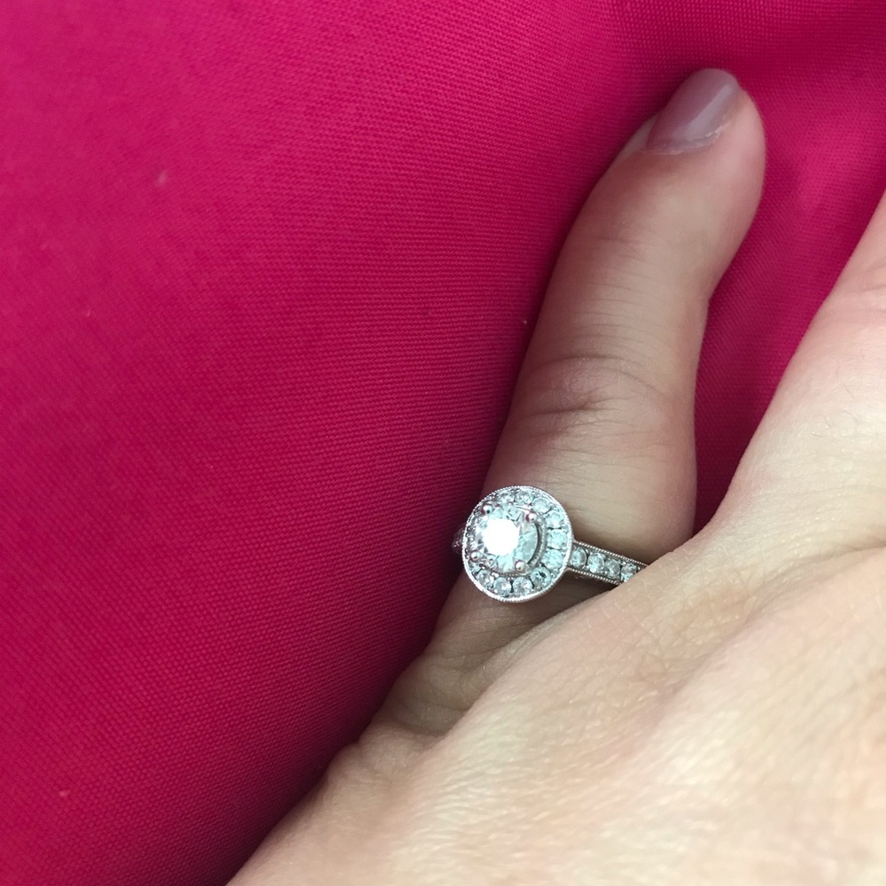 Diamond ring 💍 - Picture 5 of 8